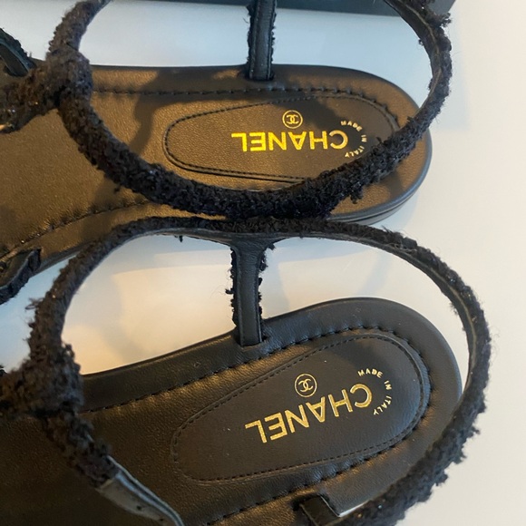 Chanel Thong Sandals sz38 NEW - Picture 6 of 11